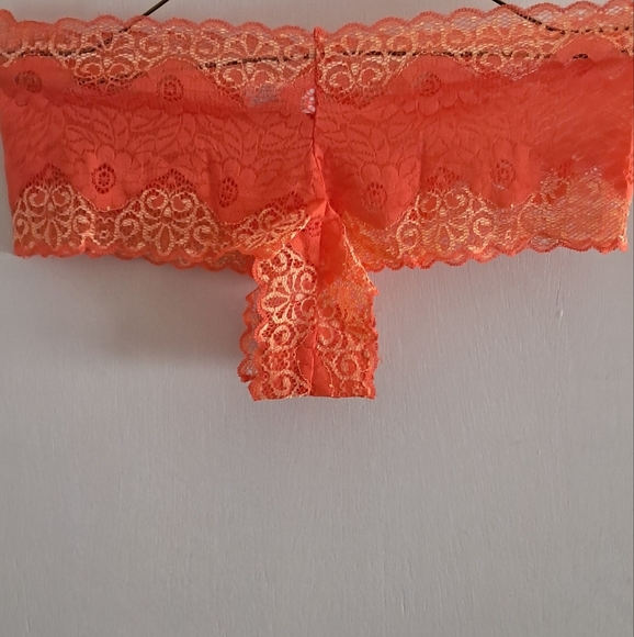 Mamia Orange Lace Panties with Floral Pattern and Scalloped Edges - Picture 3 of 5
